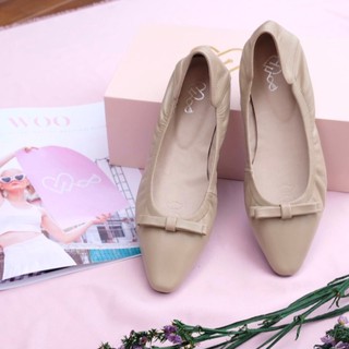 WOO Daisy Ballerina Flat Shoe รองเท้าหนังแกะส้นแบน สีครีม Warm Sand