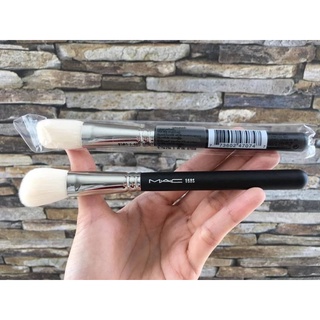 แปรงแต่งหน้า MAC 168S Large Angled Contour Brush