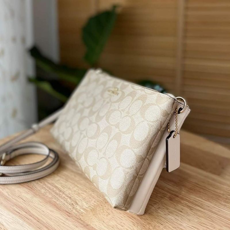 💯💥Coach Lyla Crossbody แท้ 100% มีตำหนิเล็กน้อย