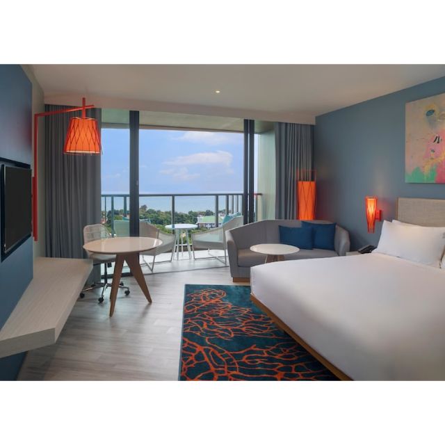 Holiday Inn Vana Nava วันธรรมดา มีนาคม กันยายน