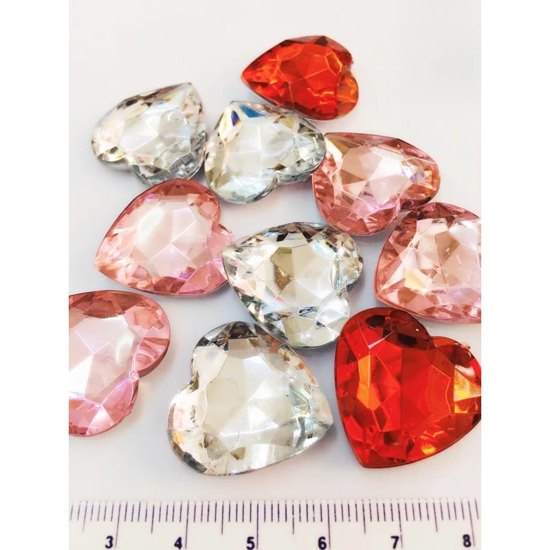 พลอยหัวใจขนาด2.5cm10ชิ้นก้นนูนสวยมาก
