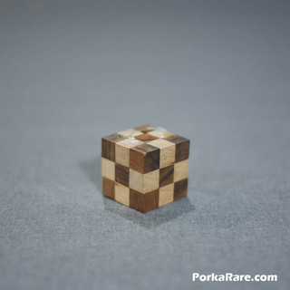 ของเล่น ลูกเต๋างู หรือว่า Snake Cube