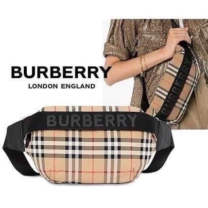 กระเป๋าคาดอก burberry size 10 นิ้ว มี 2 สี พร้อมส่ง