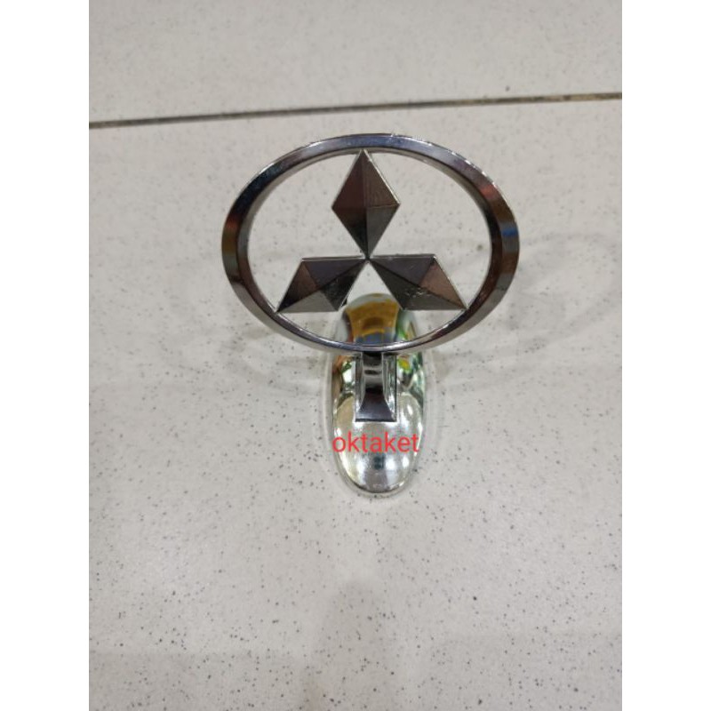 MESIN เสื้อฮู้ด Mitsubishi Logo/emblem