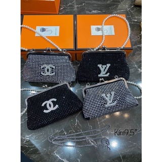 กระเป๋าแฟชั่น Chanel / Lv