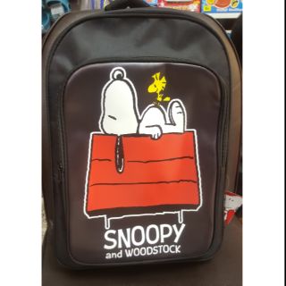 กระเป๋าสะพายหลังsnoopy ขนาด 16" มีสามลาย ระบุลายที่ต้องการก่อนสั่งซื้อนะคะ