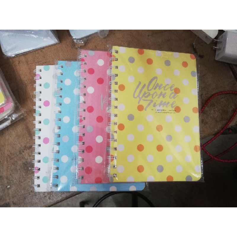 ##### LIVE ##### A5 สันห่วง 4  เล่ม ##### LIVE ##### A5 สันห่วง 4  เล่ม ##### LIVE ##### A5 สันห่วง 