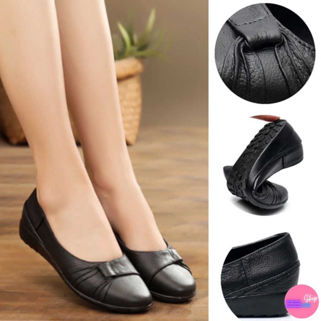 Sale80% รองเท้าคัชชู สีดำล้วน พื้นยางนิ่มลายดอกไม้
