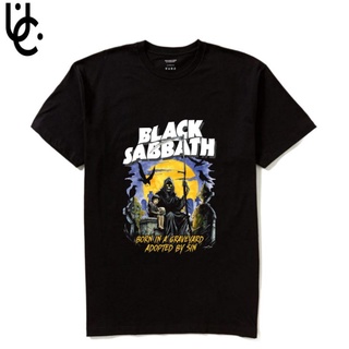 T-shirt เสื้อยืด ผ้าฝ้าย ขนาดใหญ่ พิมพ์ลายอนิเมะ Black sabbath series สไตล์วินเทจ เรโทร 30s สําหรับผู้ชาย และผู้หญิง S-5