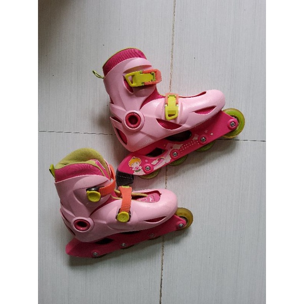 OXELO รองเท้าโรลเลอร์สเก็ตสำหรับเด็ก แท้ มือสอง