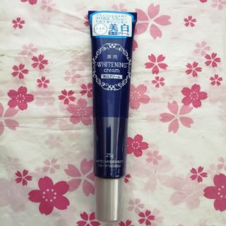 DAISO Whitening Cream 25 g.