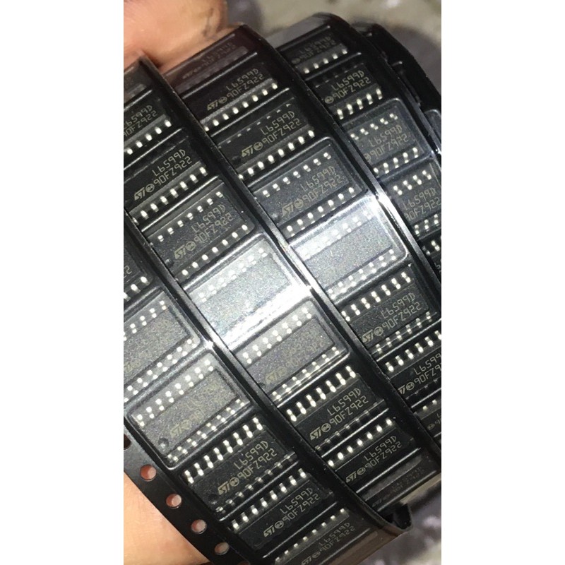 [2 CONS] Oscilator IC L6599D L6599 6599 SOP-16 ใหม่ 100% นําเข้า