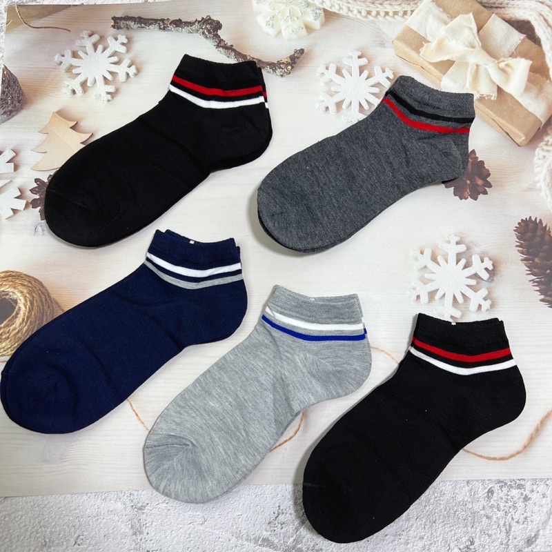 ถุงเท้าแฟชั่น ส่งฟรีเก็บเงินปลายทาง .5คู่ 5สี .5 คู่ 59บาท. ถุงเท้าลายการ์ตูนน่ารักๆเนื้อผ้าดีมากค่ะ.เท้าใส่ได้38-44