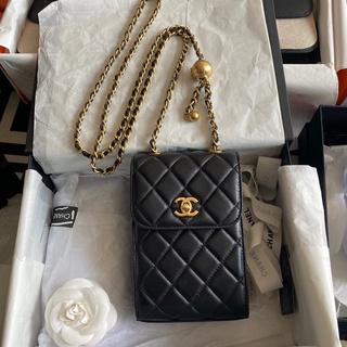 กระเป๋าสะพาย PHONE BAG LAMB SKIN WITH CHAIN ( รุ่นนี้สามารถปรับสายสั้นยาวได้ ) งานดีสุดคุณภาพสลับเเท้ การันตีความสวย