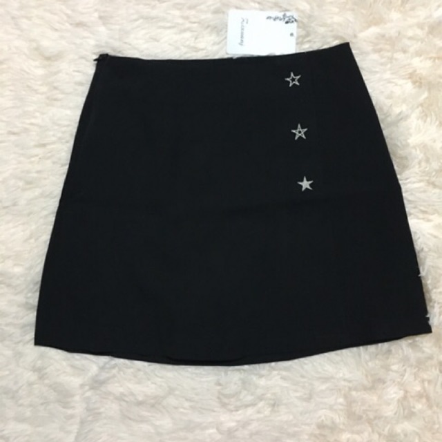 [SK4] กระโปรงผ้าแฟชั่น งานป้าย มือ 1