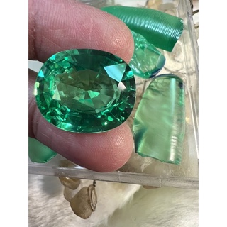 Lab created columbian Emerald 28 carats 17x20mm 1 pieces