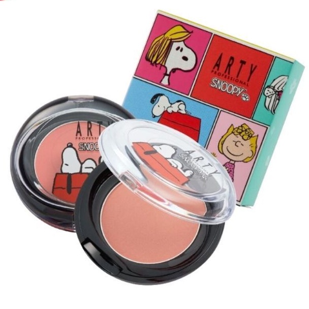 บลัชออนเนื้อแมท ARTY PROFESSIONAL X SNOOPY HAPPY BLUSH ON