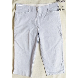 กางเกง Studio Works Capris Pants- ลายริ้วฟ้าขาว ไซส์ 32-35" (สภาพเหมือนใหม่ ไม่ผ่านการใช้งานใดๆ)