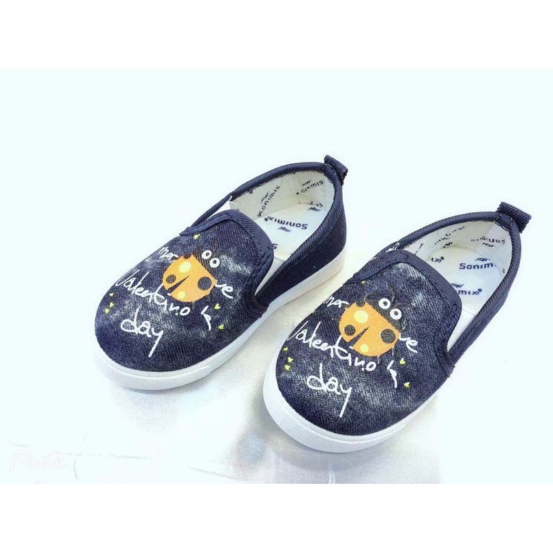 BOY SHOES กางเกงยีนส์ KASUT BUDAK
