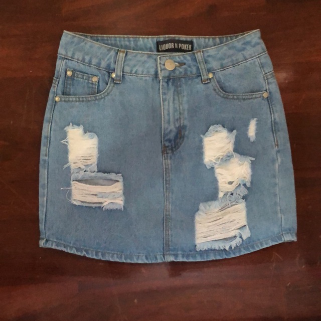 กระโปรงยีนส์ สั้น ยี่ห้อ liquor n poker ไซร์ uk8