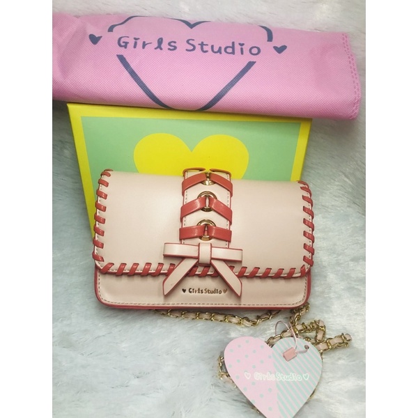 กระเป๋าสะพาย Girls Studio ของแท้