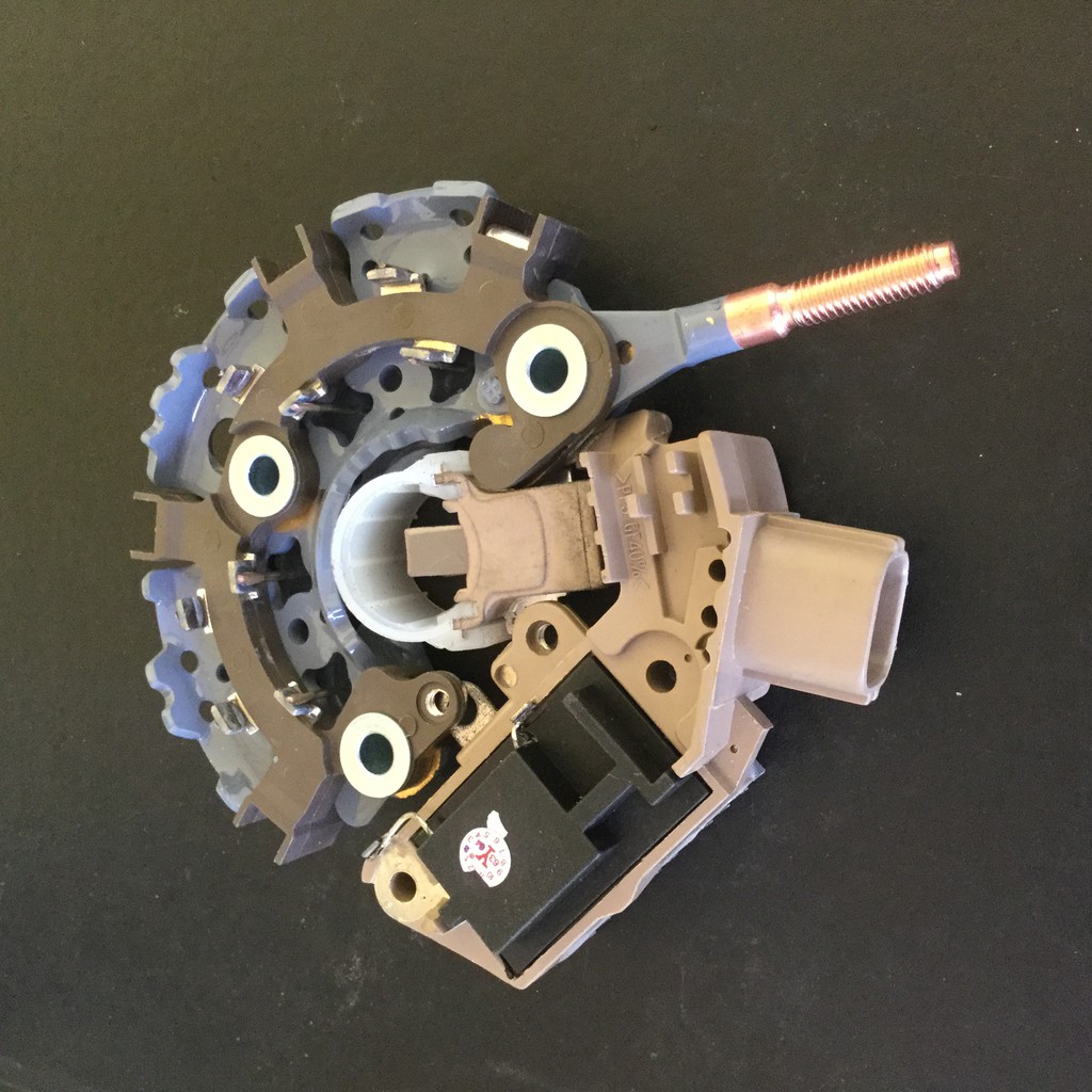 ไดโอดครบชุด โตโยต้า วิช TOYOTA Wish ปี2001-2005 ชุดพร้อมใส่ แผงไดโอด +ซองถ่าน+คัทเอาท์ปลั๊กเต๋า 4ขาอ