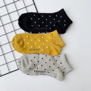 ถุงเท้าข้อกลาง polka dot พร้อมส่ง ถุงเท้าข้อกลางลายจุด (เลยตาตุ่ม)