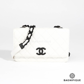 CHANEL WOC WHITE SOBLACK CHAIN