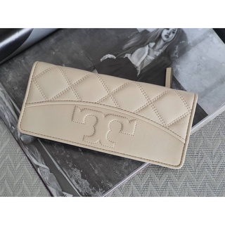 ✨ผ่อน0%แท้100%✨ กระเป๋าสตางค์ สีครีมใบยาว TORY BURCH SAVANNAH  SLIM ENVELOPE WALLET (75353)