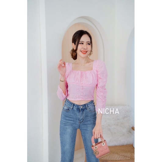 NICHA online🛒เสื้อครอปผ้า ZARA cottonเนื้อนุ่ม ลายฉลุดอกไม้ ดีไซน์น่ารักแขนยก ตกแต่งกระดุมมุกตามสีผ้า สีพาสเทลสุดฮิต - รูปที่ 3