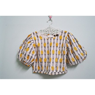เสื้อคอป ลายสับปะรด