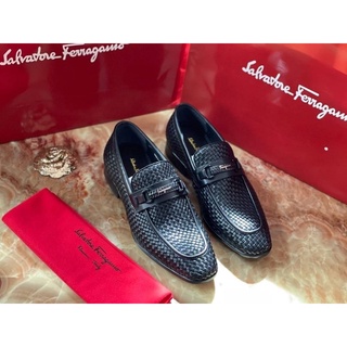 FERRAGAMA LOAFERS รองเท้าหนัง ผู้ชายสีดำล้วนสุภาพทางการ