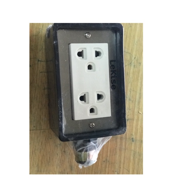 ปลั๊กพ่วง กราวน์คู่ lekise