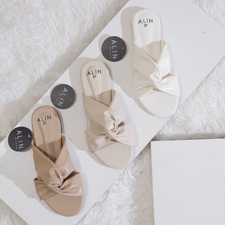 alin cute: รองเท้าเเตะสวม หนังนิ่ม size 36-41 (( แนะนำ+ 1 size ))