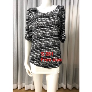 S281 เสื้อผู้หญิงแฟชั่น คอกลมเสื้อแฟชั่น ผ้าใยสังเคราะห์ ไซด์ XL ใส่ได้ถึง.XXL พร้อมส่ง