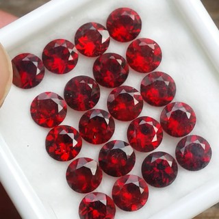 พลอยโกเมน (Garnet) 20 เม็ด (pcs.) 19.00 กะรัต (Cts.)