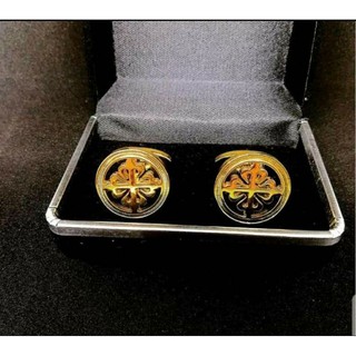 CUFFLINKS pPatek มี 3 สีให้เลือก