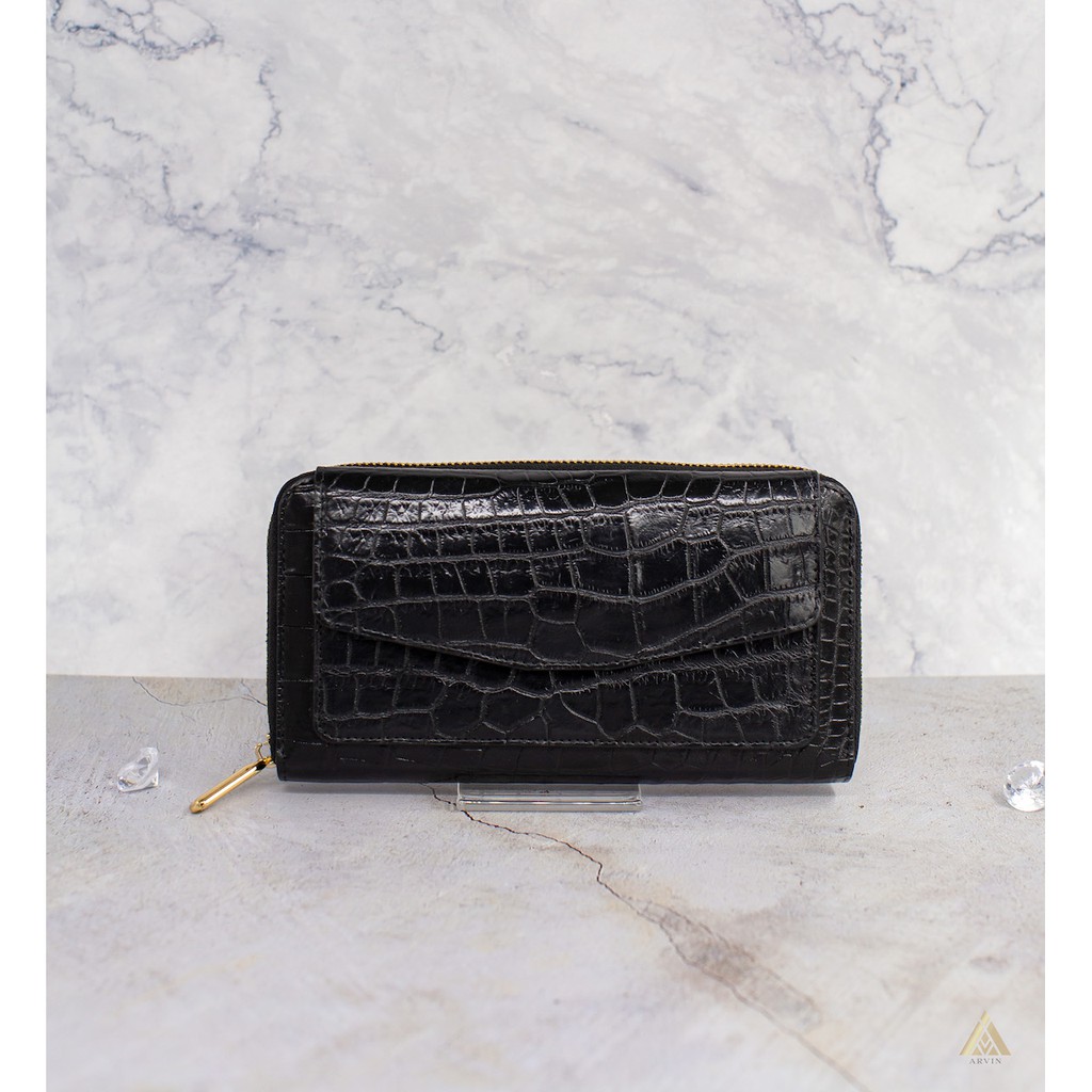 SALE!! ราคาโปรโมชั่นลดสุด!!!กระเป๋าสตางค์ใบยาวสีดำมีช่องกระเป๋าข้างหน้า หนังจระเข้แท้(CM38T)