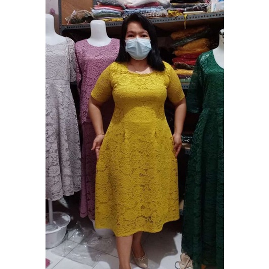 ชุดเดรสผ้าลาย Gewa**