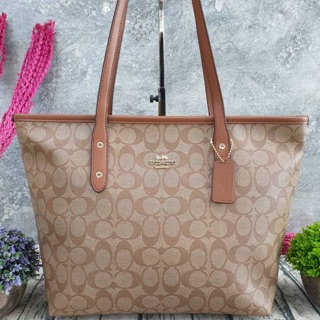 COACH CITY ZIP TOTE IN SIGNATURE (COACH F58292)