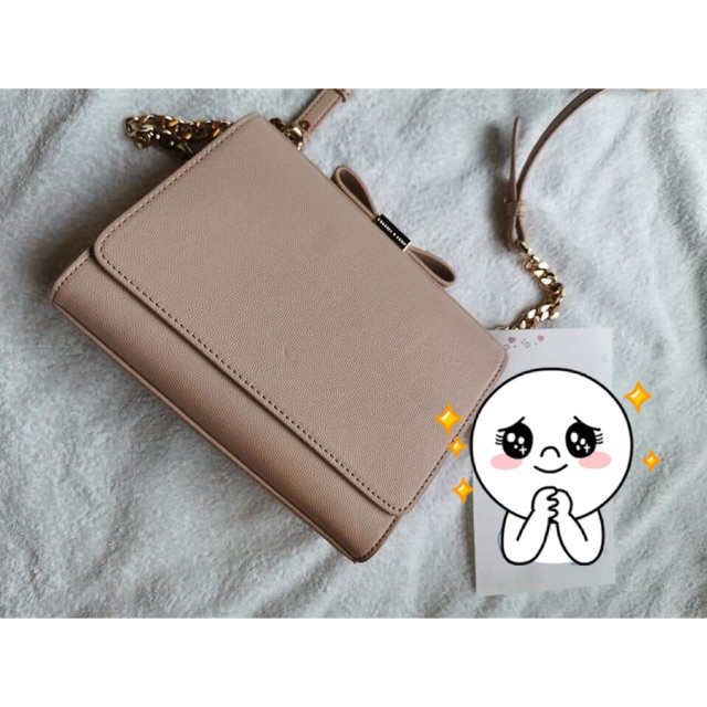 กระเป๋า charles & keith