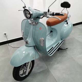 รถไฟฟ้าทรง Vespa สวยมากๆ พร้อมส่ง