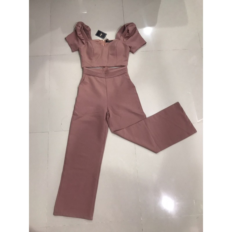 ส่งต่อชุดเชตป้ายห้อย jidapa style ไซส์ m🥳🌈