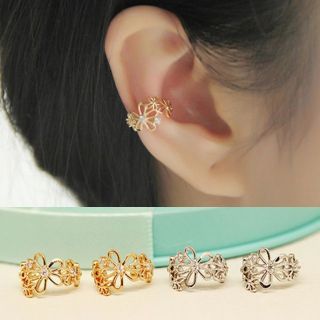 ต่างหูหนีบดอกไม้ • Flowery Ear cuff