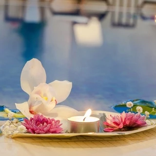 เทียนทีไลท์สีขาว แพค50ชิ้น (Tealight) ไม่มีกลิ่น จุดได้นานสุด 4-5ชม. รับออเดอร์ผลิตจำนวนมากCDL