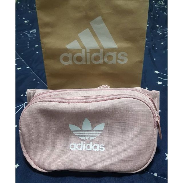กระเป๋าคาดอก Adidas (แท้)💯% สีชมพู