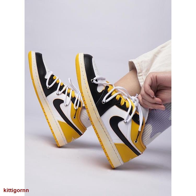 ∈♗❣NIKE Air Jordan1 รองเท้าผ้าใบหุ้มข้อสำหรับผู้ชายและผู้หญิง รองเท้าผ้าใบผู้ชาย รองเท้าลำลอง