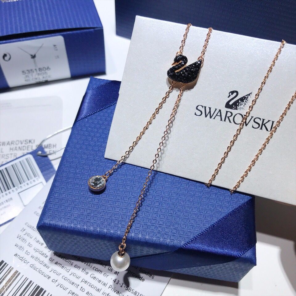 Swarovski Swan Magic ของแท้ 100% สร้อยคอจี้หงส์ ของขวัญสำหรับคนพิเศษ ICONIC SWAN DOUBLE NECLACES 5351806