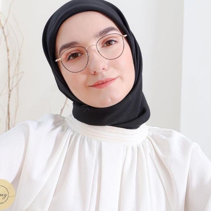 เซบูuu.. แว่นตาผู้หญิง แว่นตาฟรี NORMAL CYLINDER MINUS LENS ANTI-RADIATION RECENT GLASSES UNIQUE การ