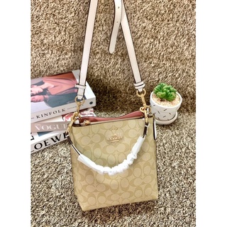 COACH MOLLIE BUCKET BAG 22 IN SIGNATURE CANVAS ((CA582))